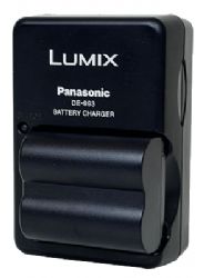 Panasonic DE-993 Portable Battery Charger For CGR-S006A Battery (Aka.. DE-A43B)